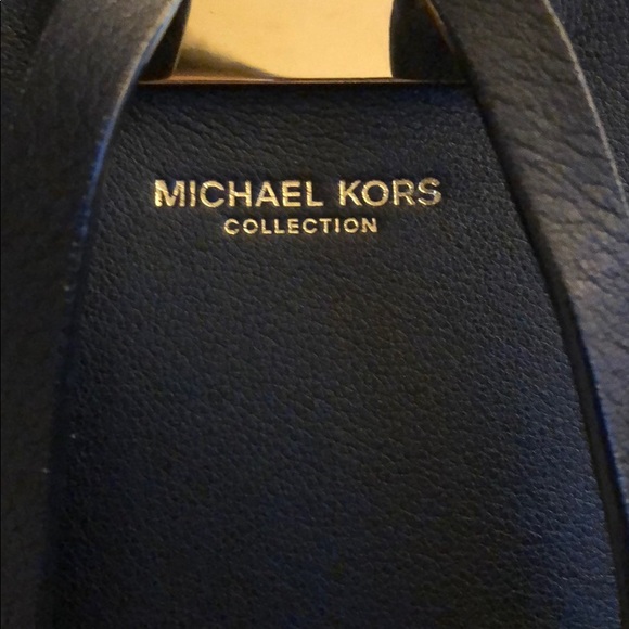 Michael Kors Collection Miranda Bucket Bag - Picture 3 of 9